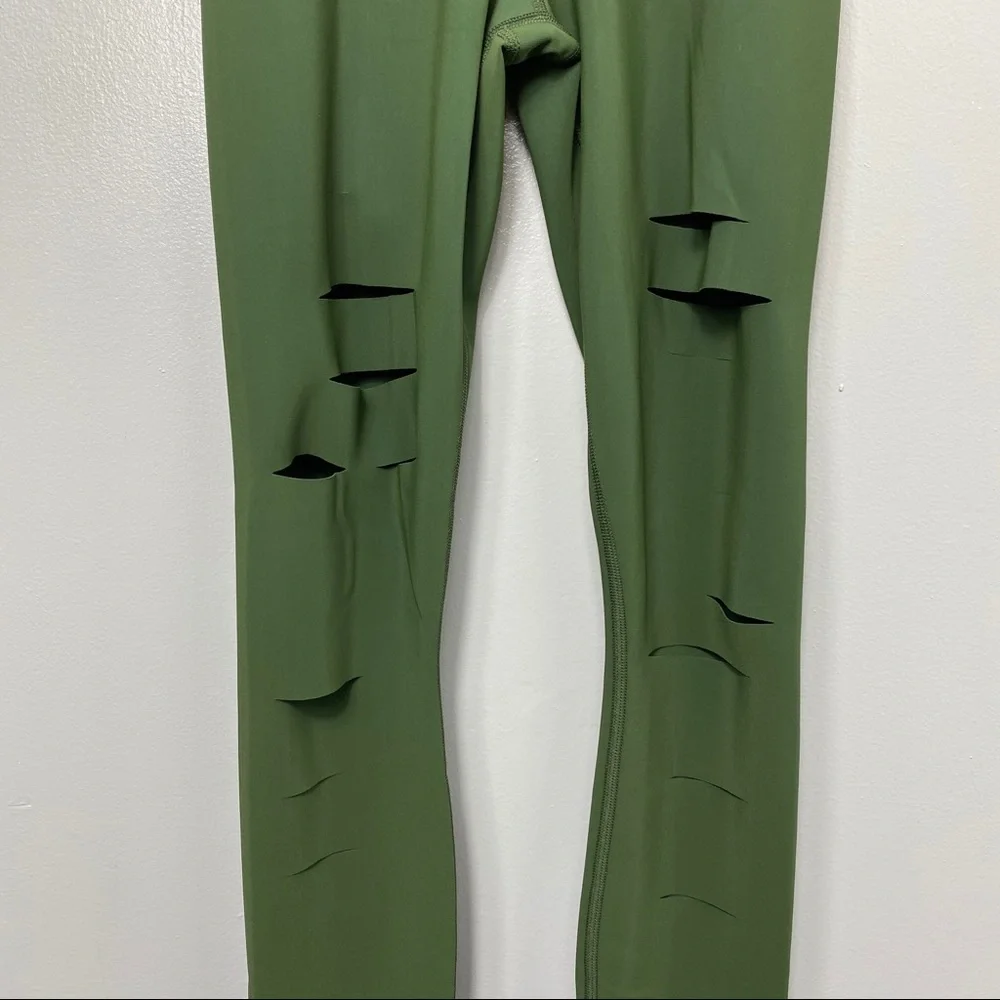 ALO YOGA Hunter Green Ripped Warrior Leggings - Picture 4 of 7